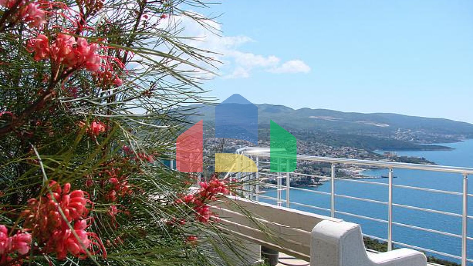 Две виллы класса люкс в комплексе