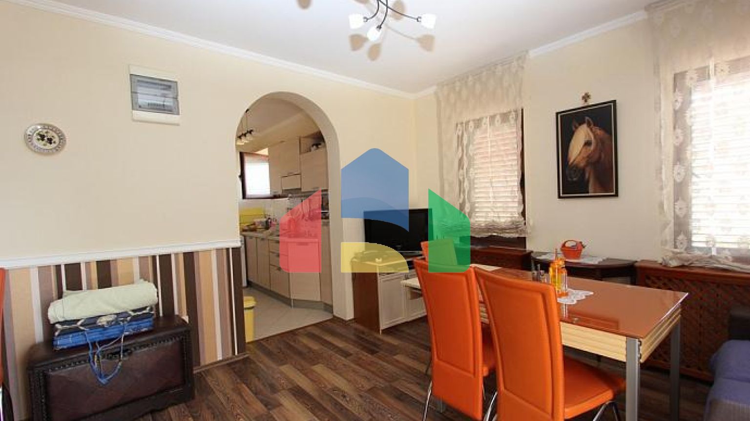 Вилла с видом на море и горы в Баре