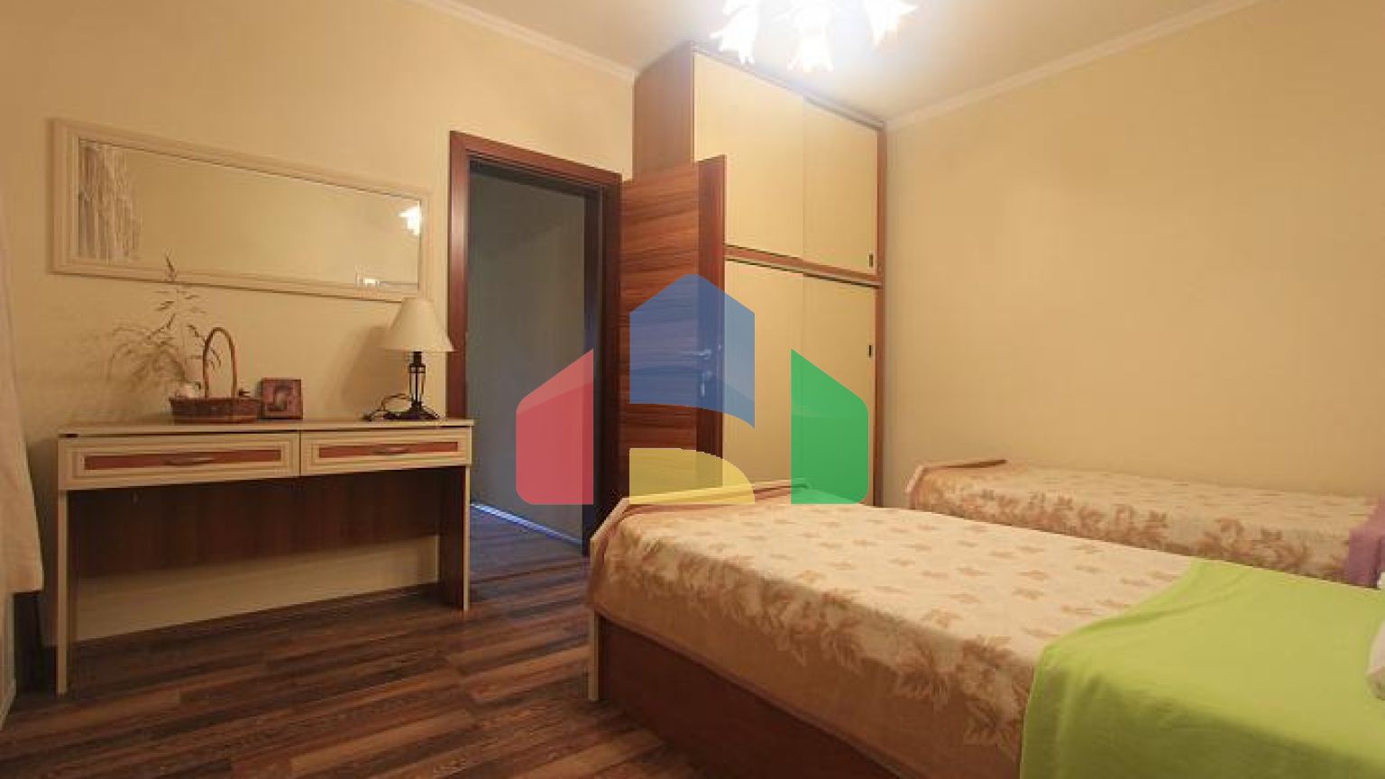 Вилла с видом на море и горы в Баре