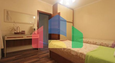 Вилла с видом на море и горы в Баре