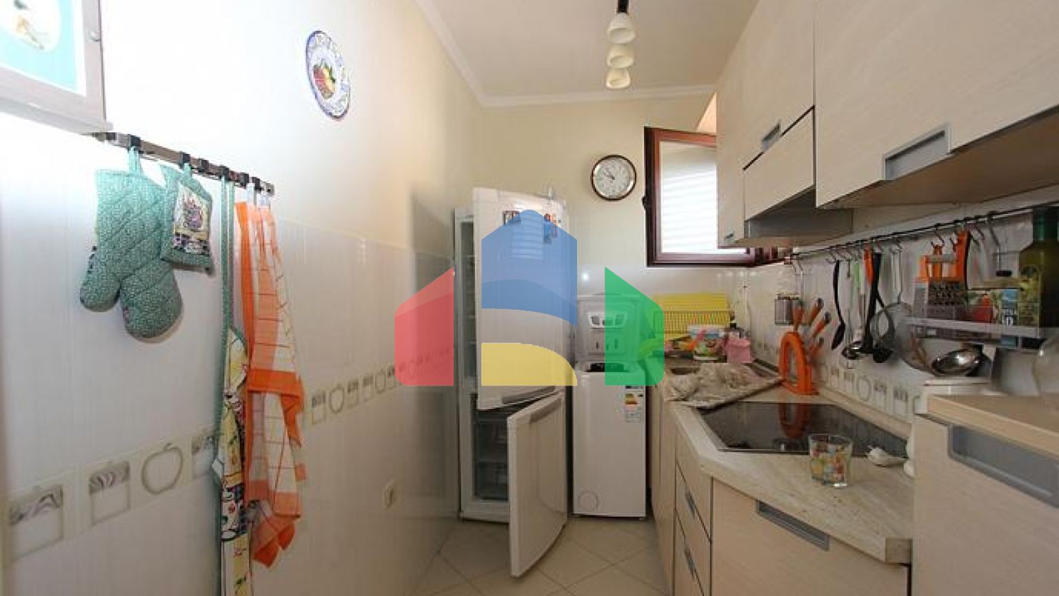 Вилла с видом на море и горы в Баре