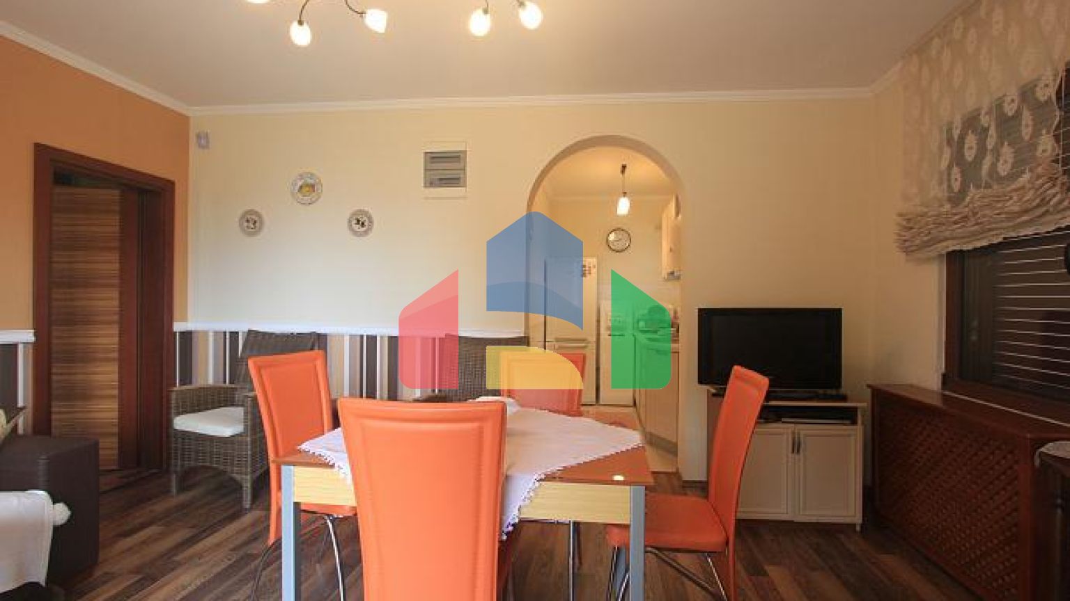 Вилла с видом на море и горы в Баре