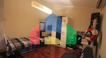 Вилла с видом на море и горы в Баре