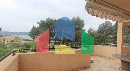 Вилла с видом на море и горы в Баре