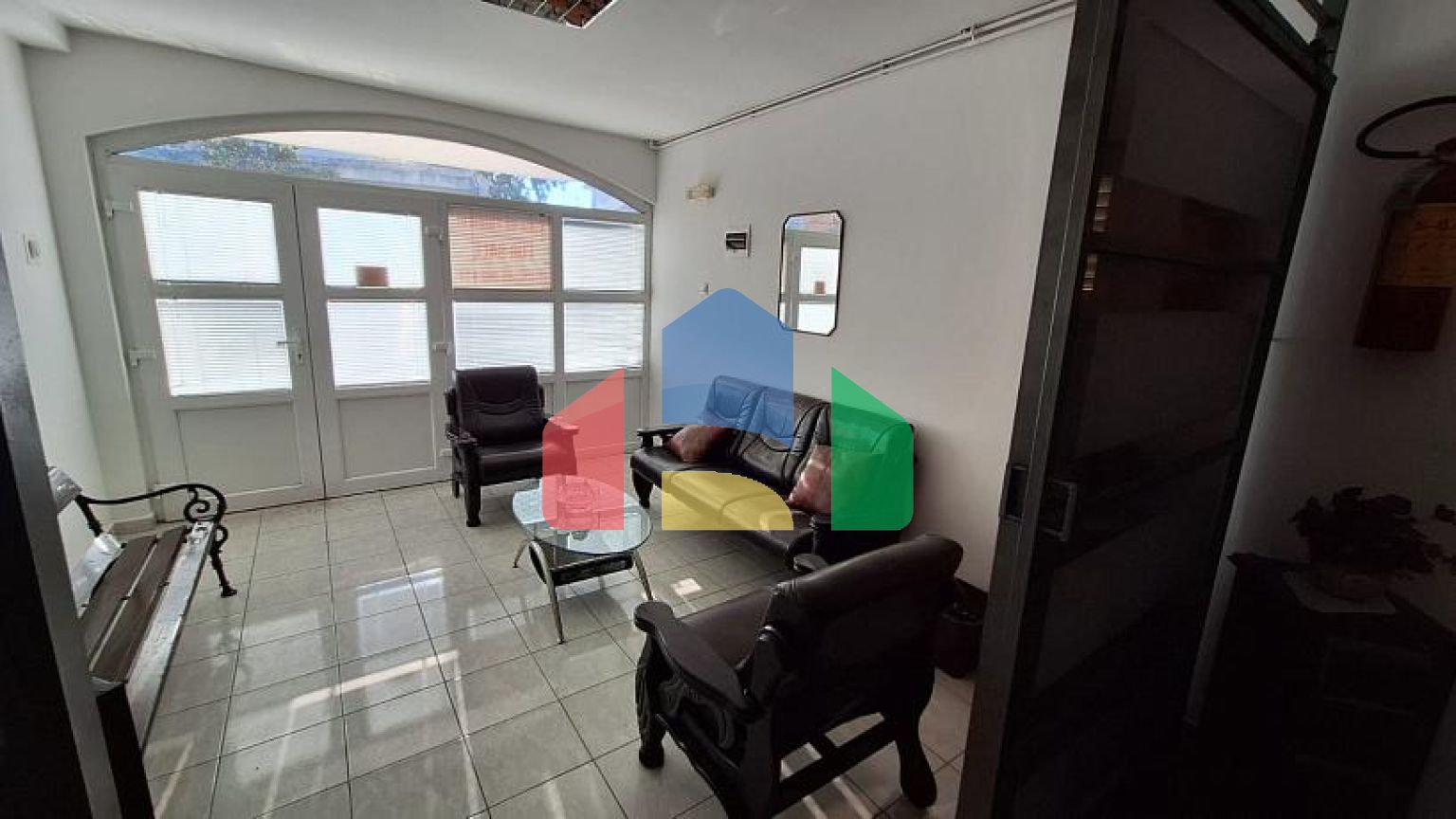 Продаётся очаровательный дом в Баре