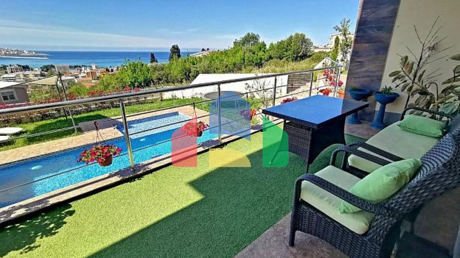 Современная вилла в Шушань