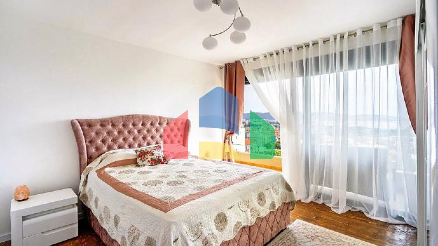 Современная вилла в Шушань