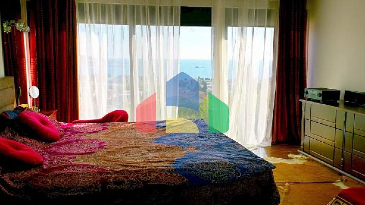 Современная вилла в Шушань