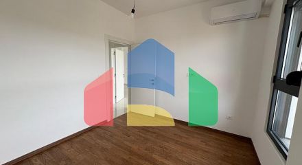 Светлая Двухкомнатная Квартира в Баре