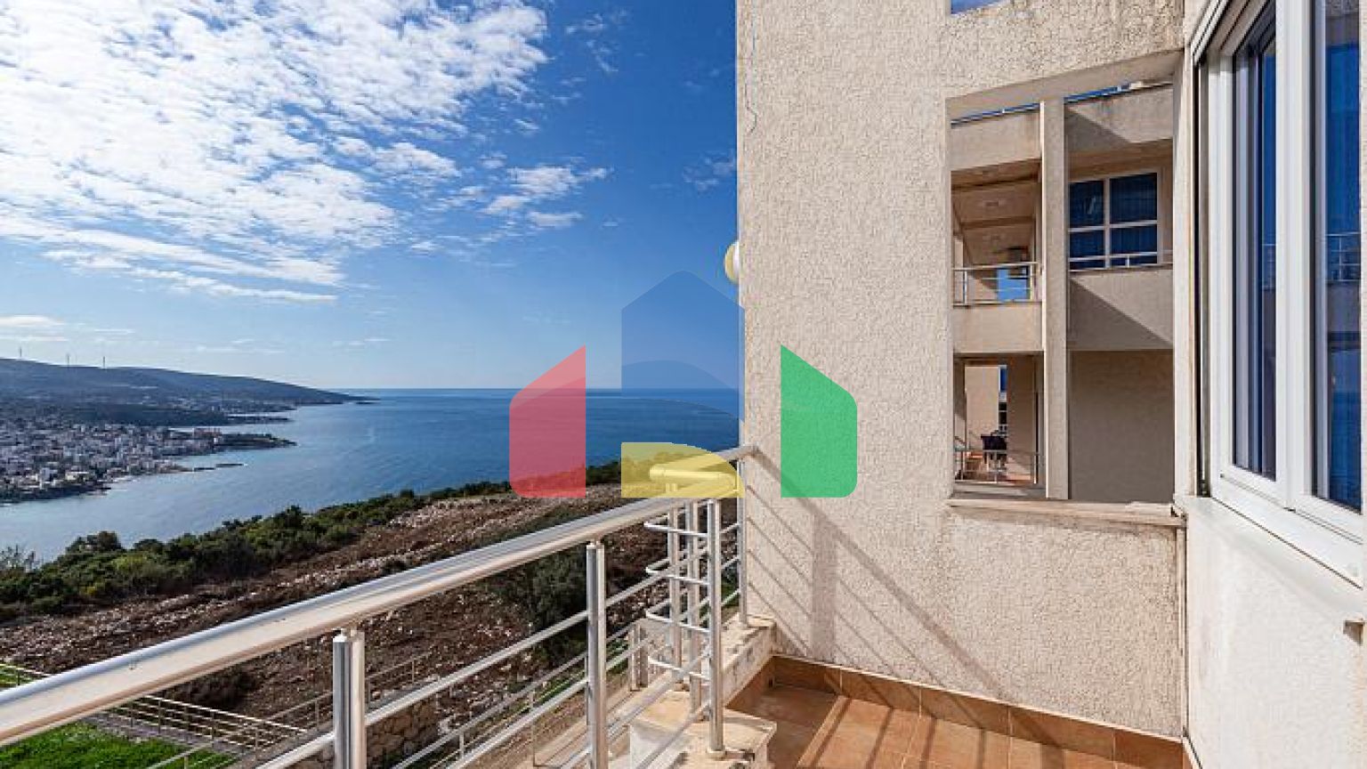 Вилла класса люкс в Баре