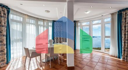 Вилла класса люкс в Баре