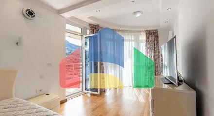 Вилла класса люкс в Баре