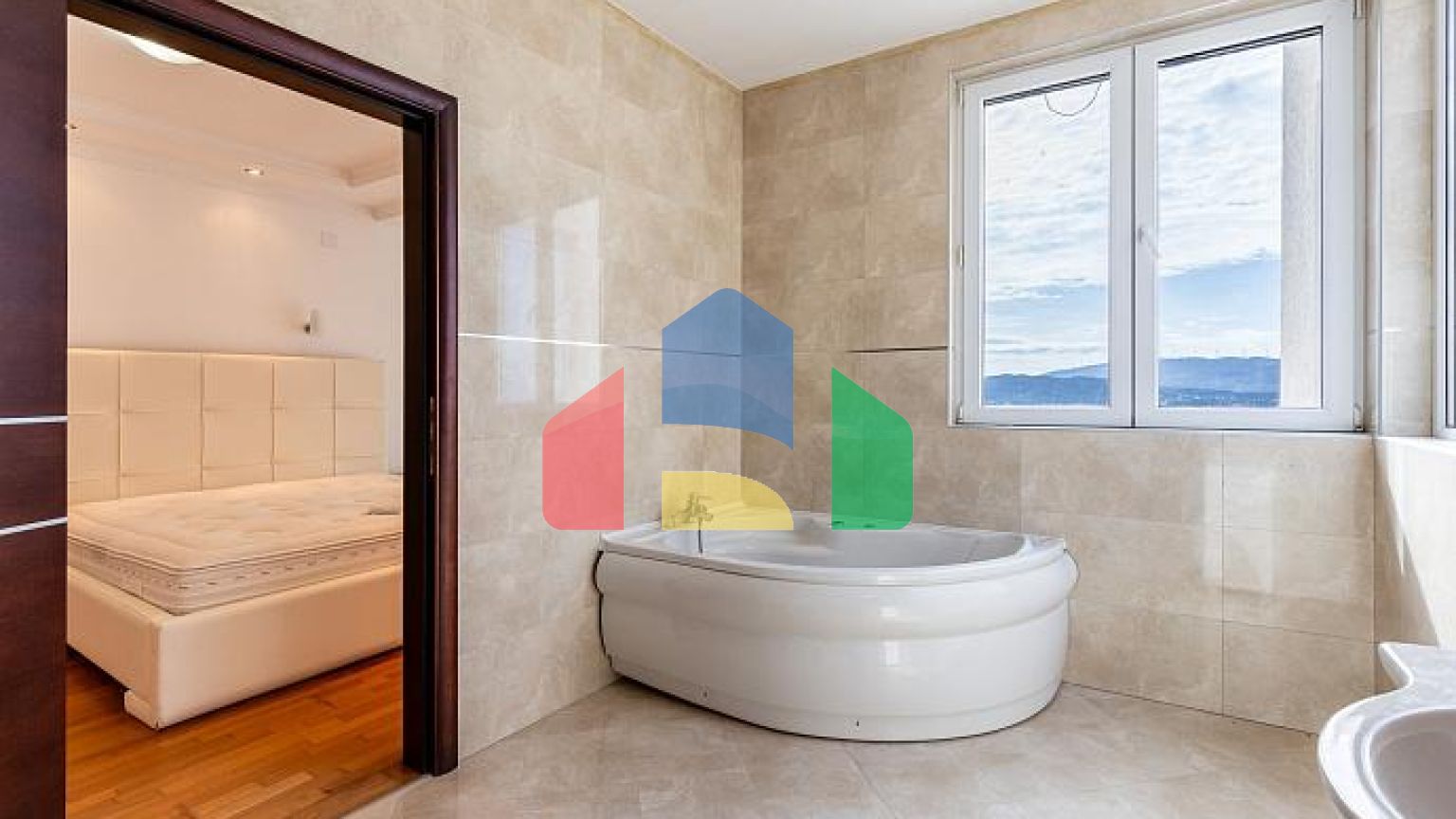 Вилла класса люкс в Баре