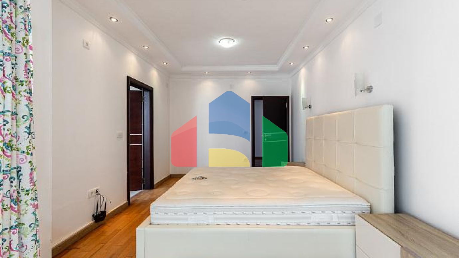 Вилла класса люкс в Баре