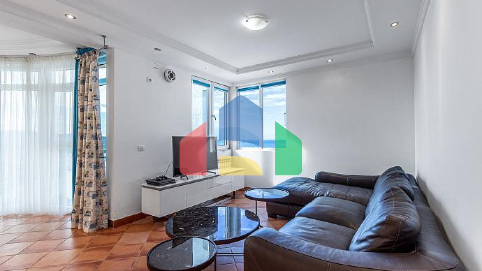 Вилла класса люкс в Баре