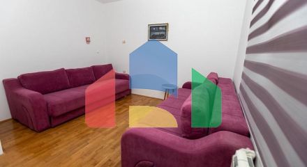 Просторный дом в Баре