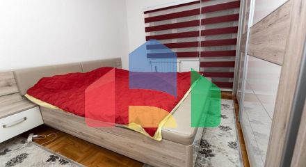 Просторный дом в Баре