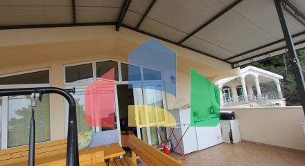 Дом в Шушань Дом в Шушань