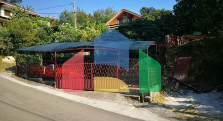 House with a garage and a spacious terrace in Djurmani