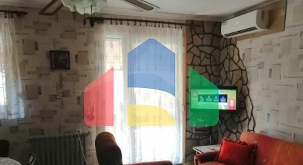 House with a garage and a spacious terrace in Djurmani