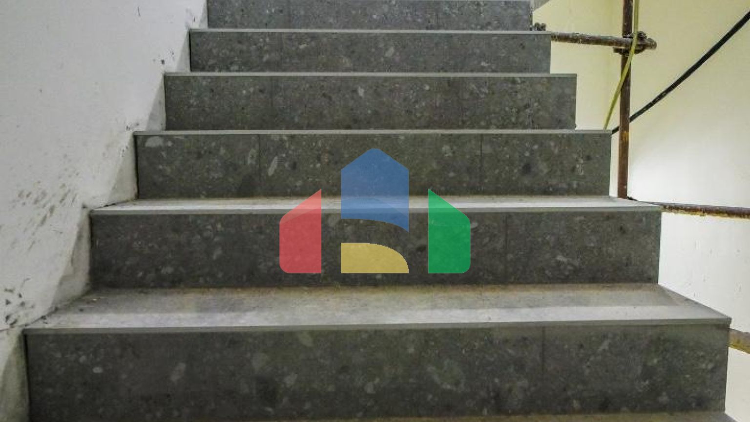 Апартаменты в Бечичи в комплексе Vuelo Sobre Becici