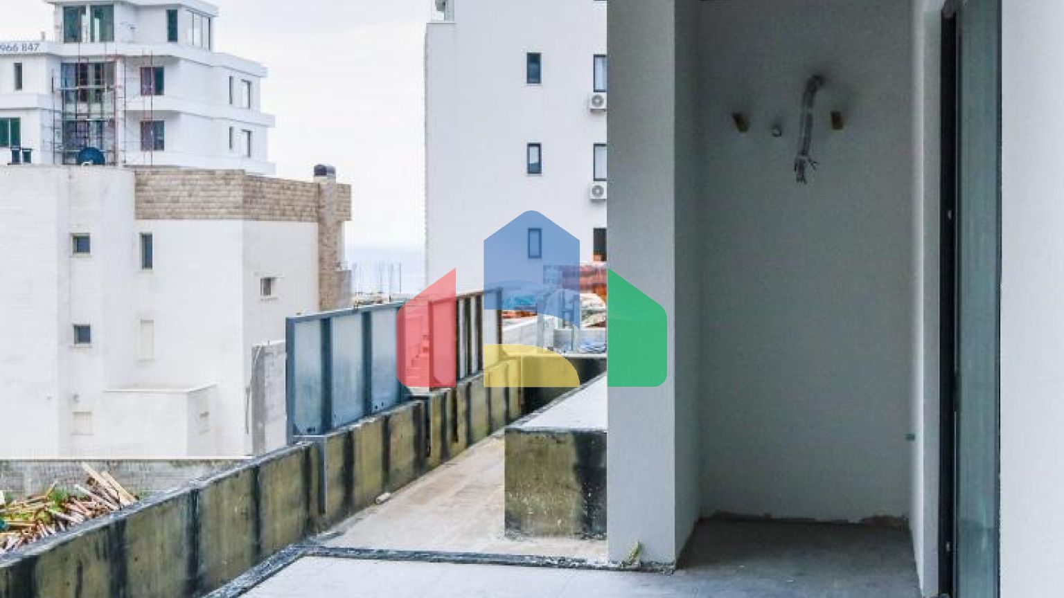 Апартаменты в Бечичи в комплексе Vuelo Sobre Becici