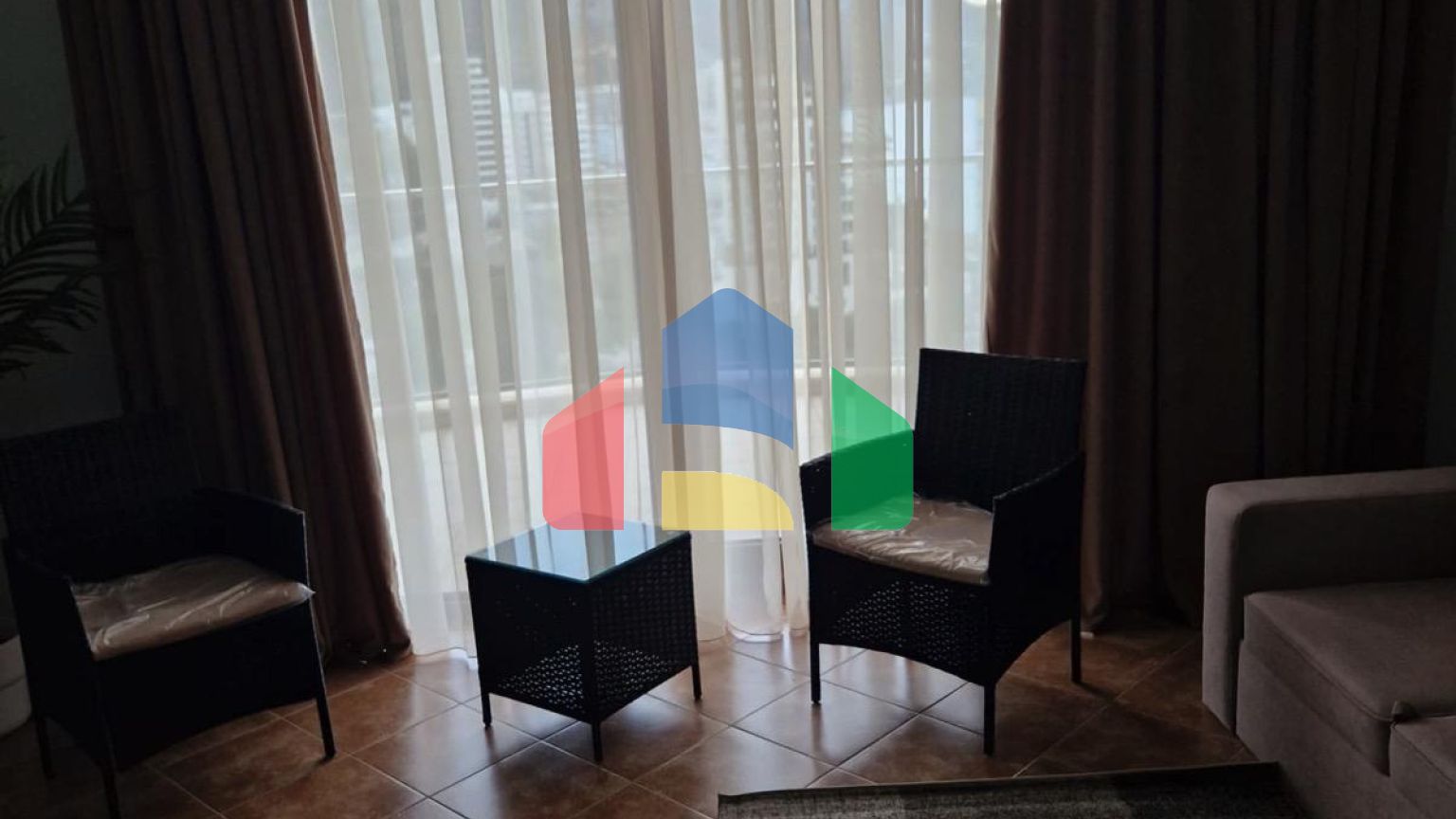 Просторная квартира-студия в жилом комплексе премиум класса рядом с пляжем