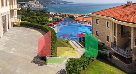 Просторная квартира-студия в жилом комплексе премиум класса рядом с пляжем