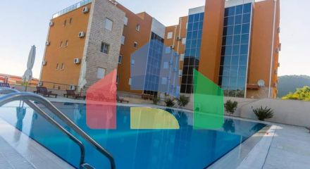Apartment in Becici, in a complex with a swimming pool, total area 136m2