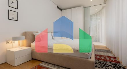 Luxury penthouse at Villa 5A5