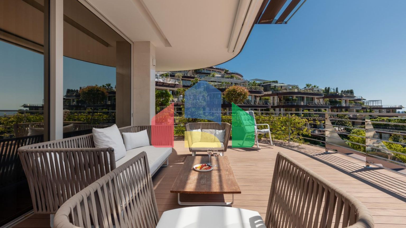 Роскошный пентхаус на Вилле 5А5