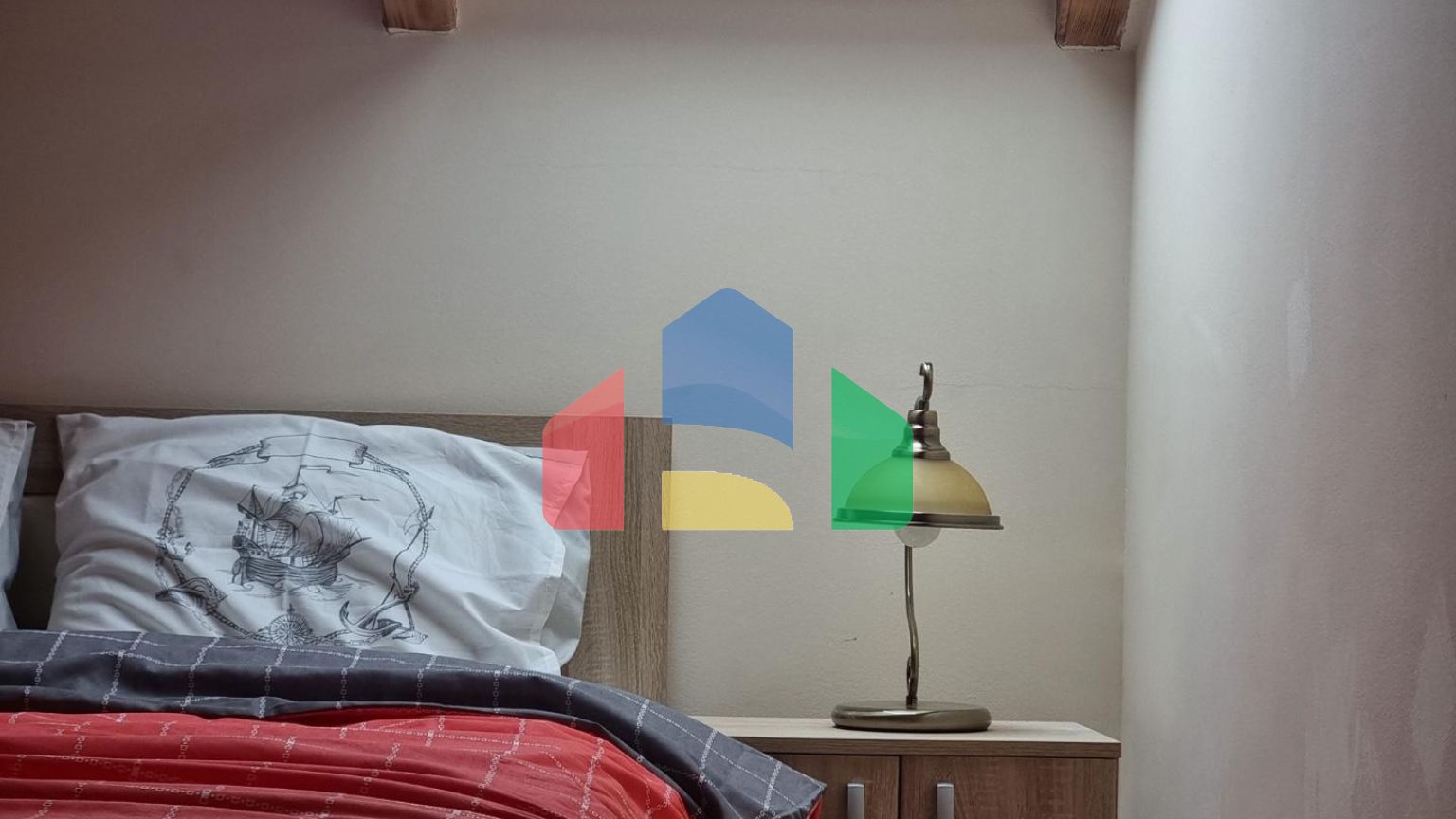 Просторная квартира в хорошей локации полностью меблированная в Бечичи