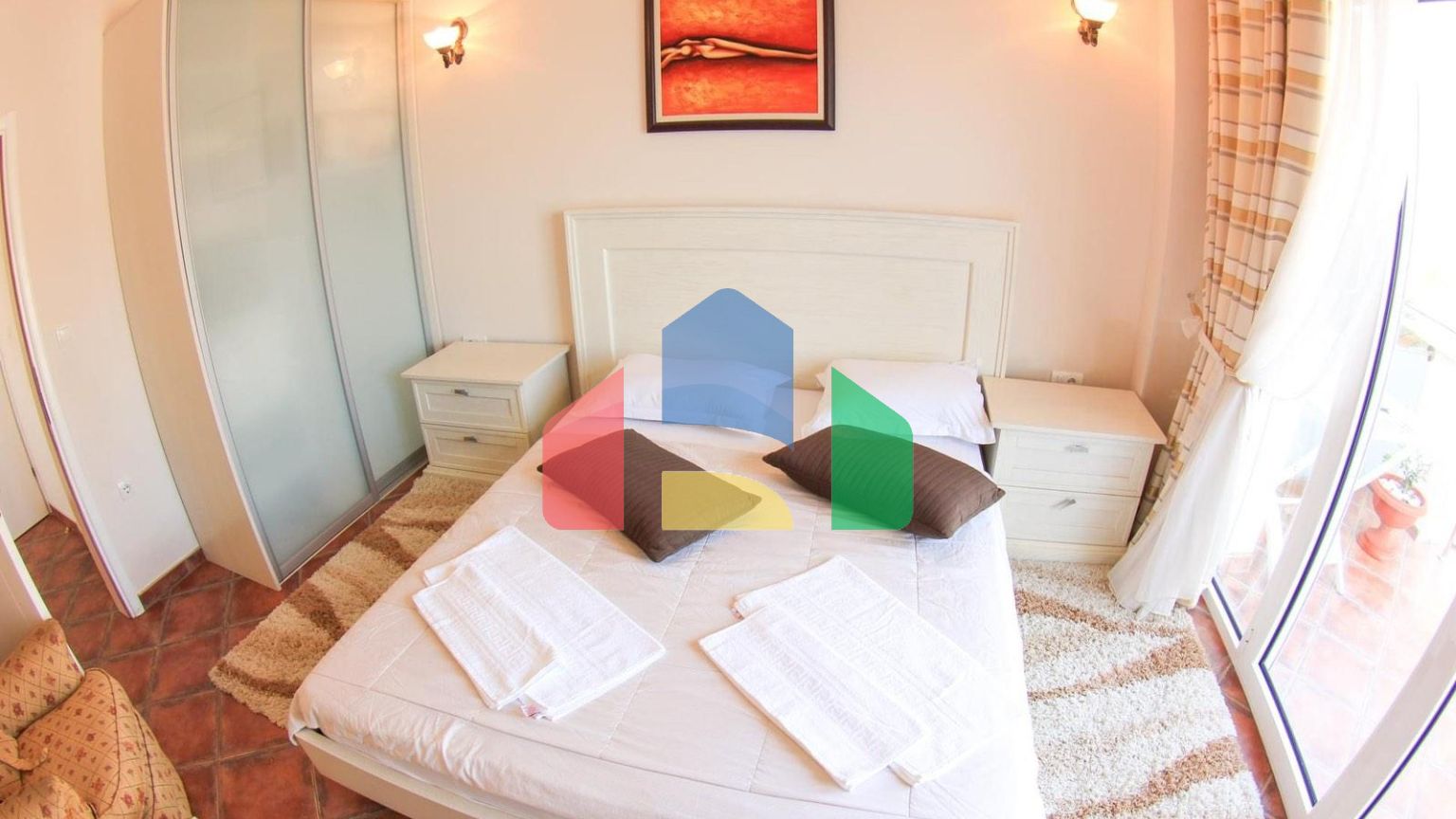 Отель в Бечичи 17 апартаментов