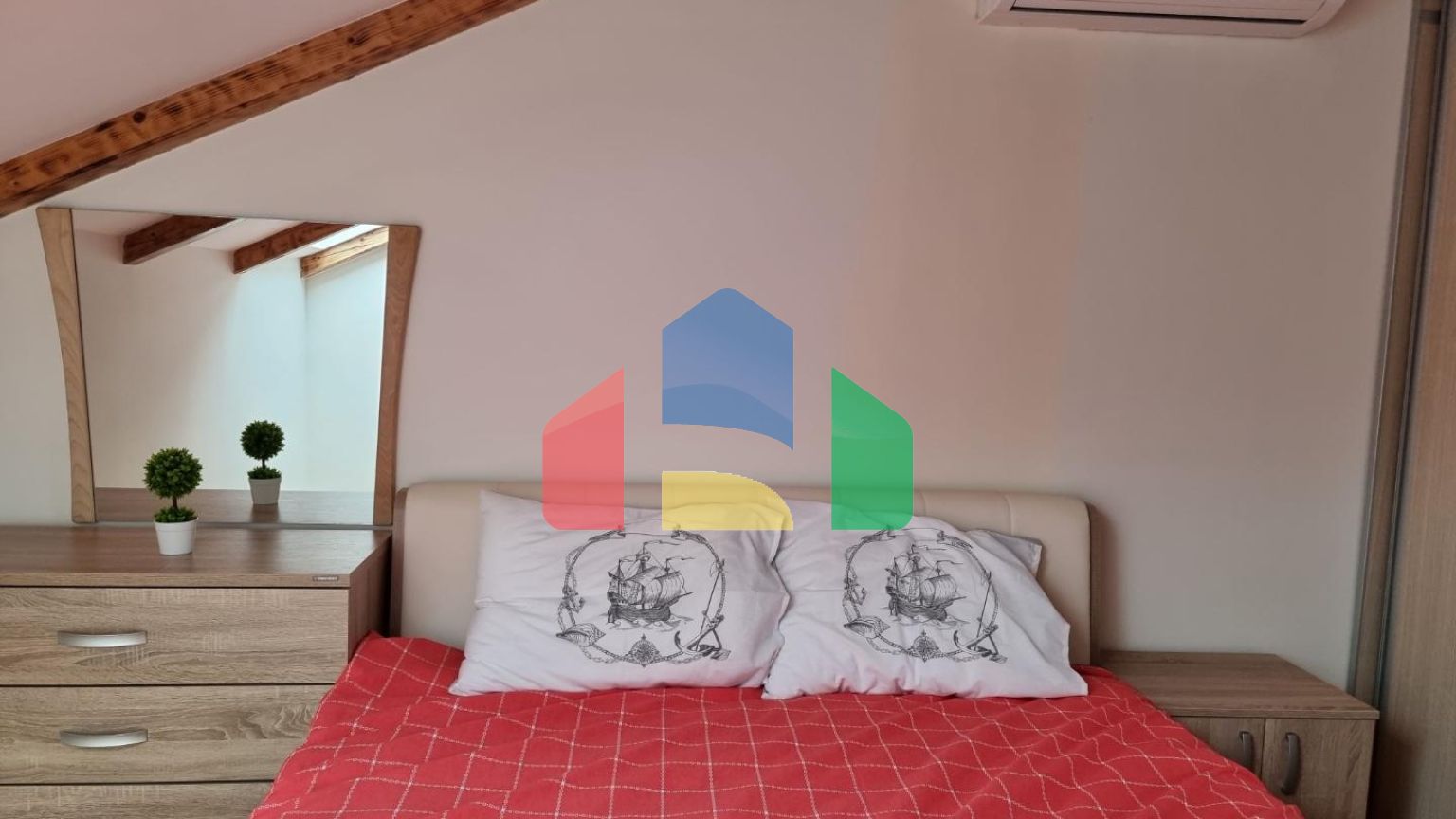 Просторная квартира в хорошей локации  в Бечичи