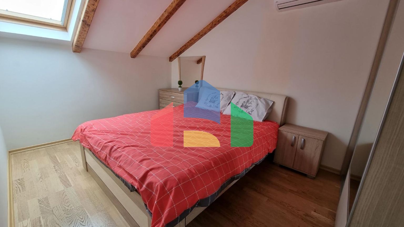 Просторная квартира в хорошей локации  в Бечичи