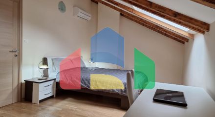 Просторная квартира в хорошей локации  в Бечичи