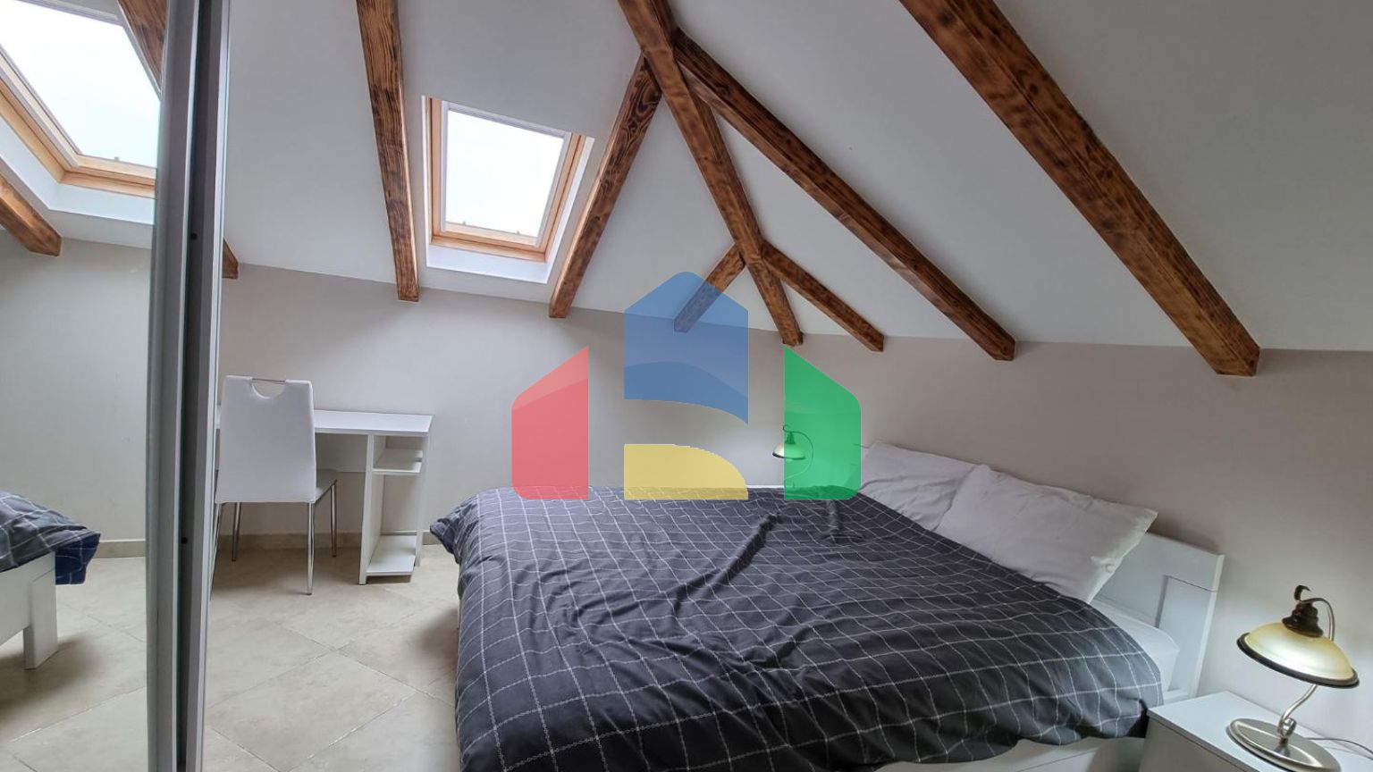 Просторная квартира в хорошей локации  в Бечичи