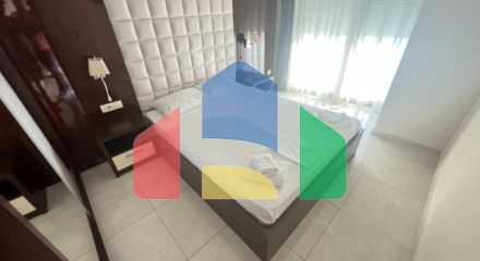 Luxury apartment with 1 bedroom on the 1st line of the sea