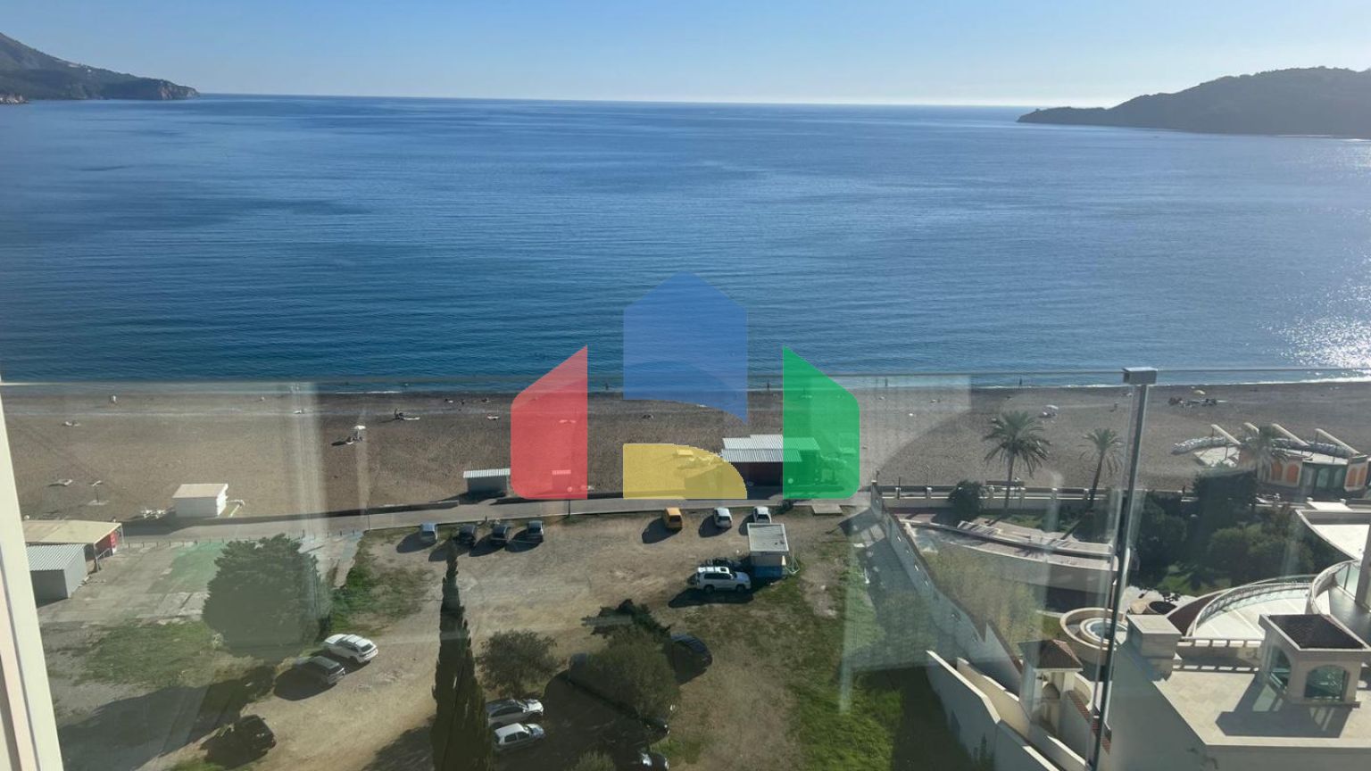 Квартира класса люкс с 1 спальней на 1 линии моря