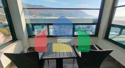 Роскошный двухэтажный пентхаус в Бечичи