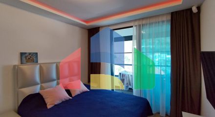 Роскошный двухэтажный пентхаус в Бечичи