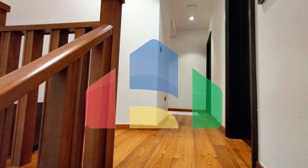 Роскошный двухэтажный пентхаус в Бечичи