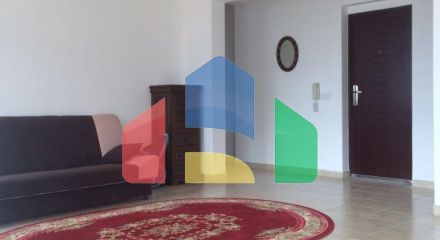 Четырехкомнатная квартира в новом доме с гаражом