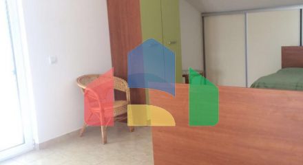 Четырехкомнатная квартира в новом доме с гаражом
