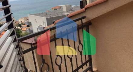 Четырехкомнатная квартира в новом доме с гаражом