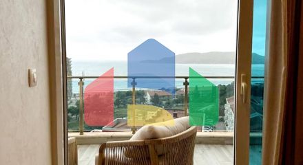 Penthouse in Becici with garage