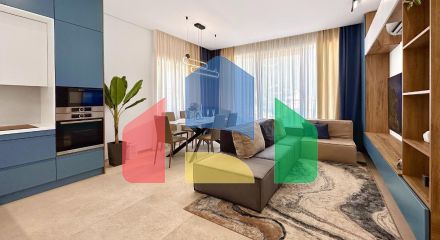 Премиум квартира в жилом комплексе с бассейном расположенная в Бечичи, пригород Будвы.