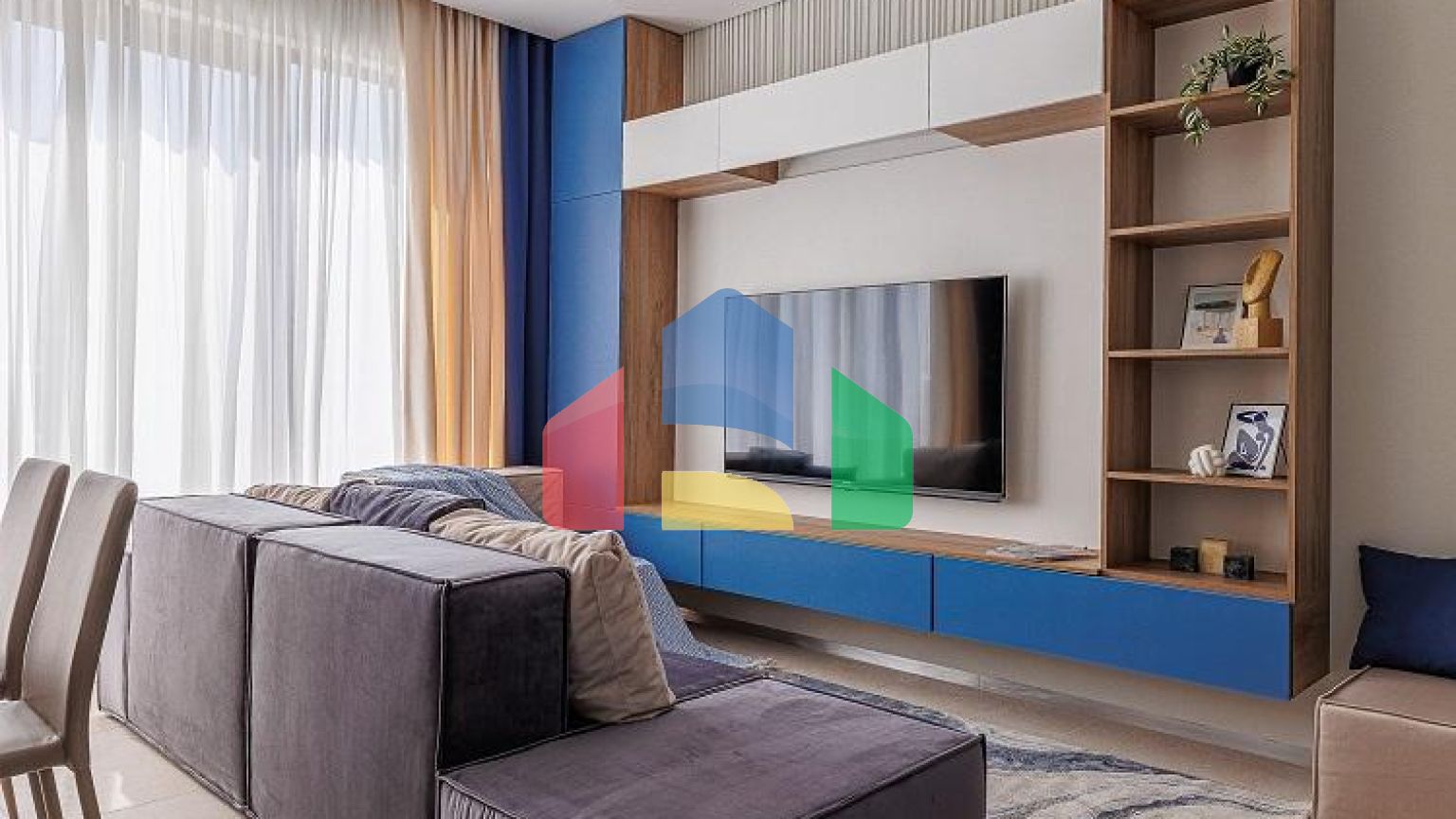 Премиум квартира в жилом комплексе с бассейном расположенная в Бечичи, пригород Будвы.