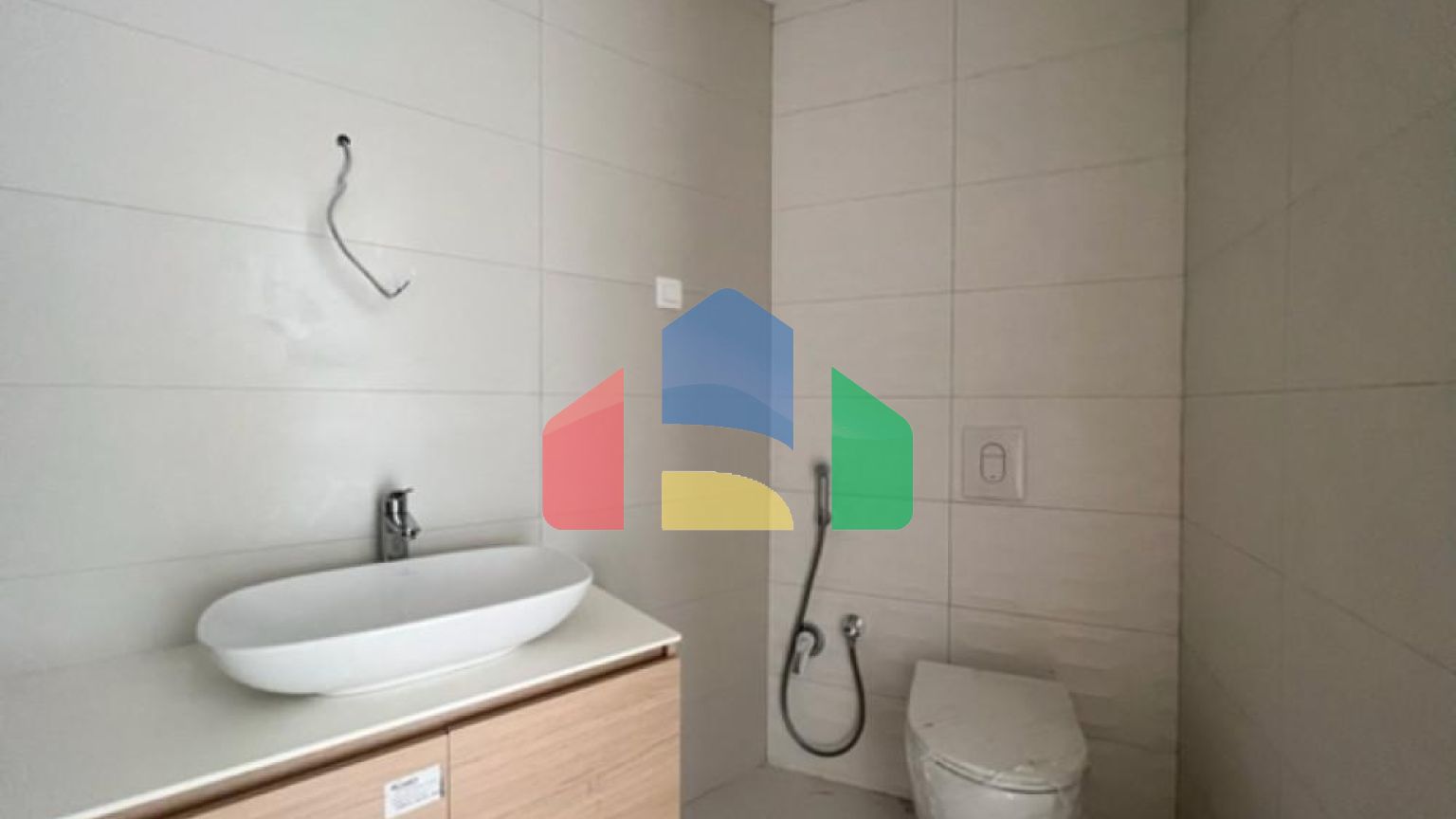 Будванская ривьера, район Бечичи. Новый жилой комплекс в популярном районе.