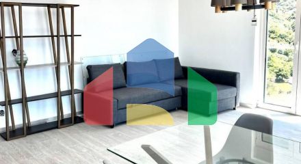 Продается светлая новая квартира в ЖК Fablife с панорамным видом на море, горы и Бечичи.